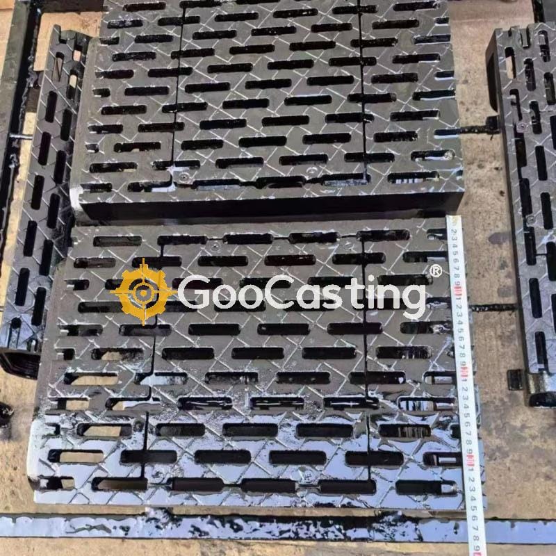 Ductile Iron Hook Gully Grate With Interception Basket